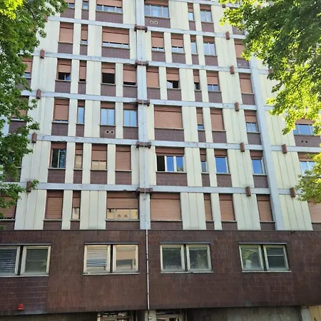 Popolo Venice * Μέστρε